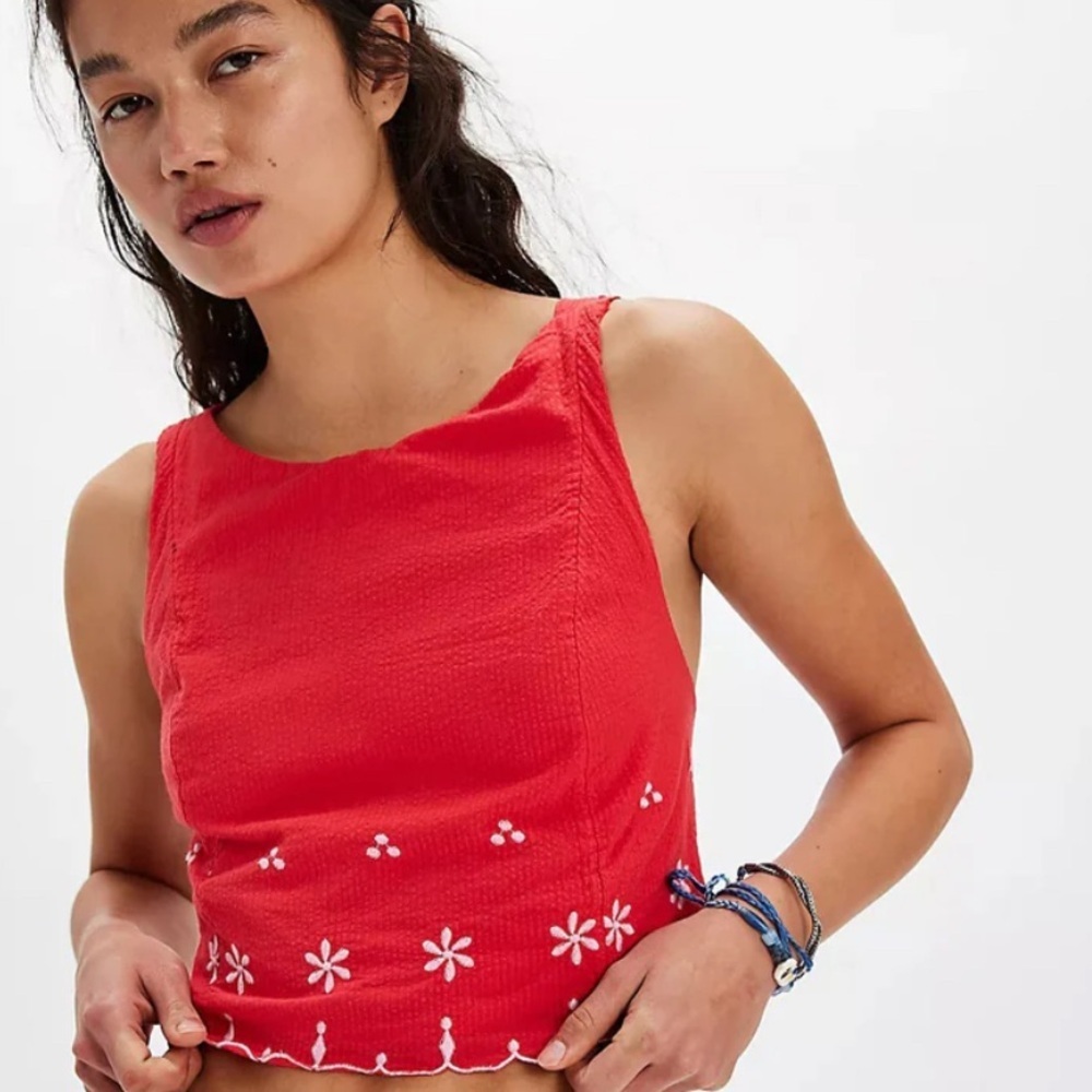 NWOT FREE PEOPLE Kayla Embroidered Top ✨🌸